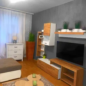 Lovely 1 Bedroom Close To Debrecen